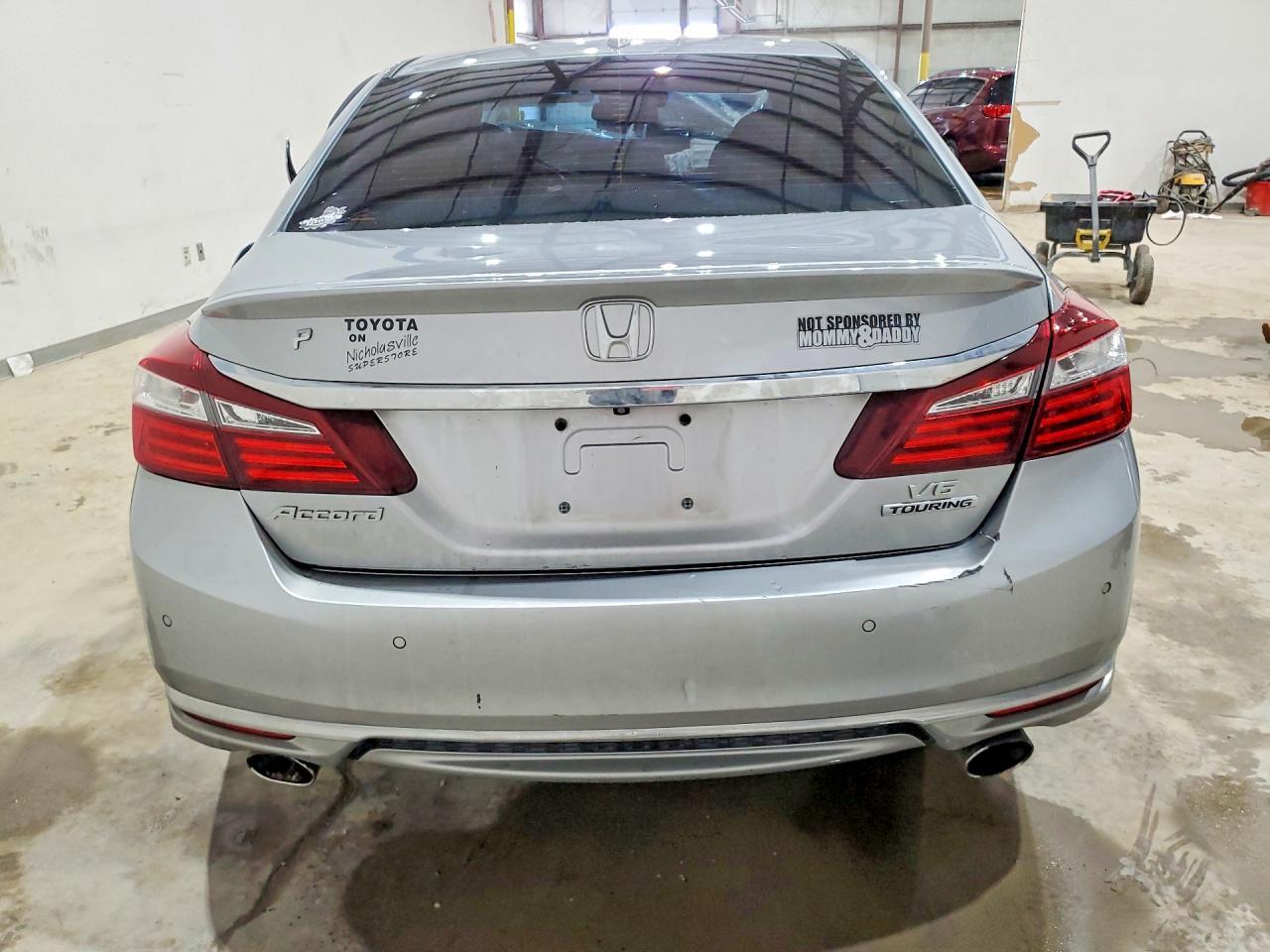 2016 Honda Accord Touring - Фото 6