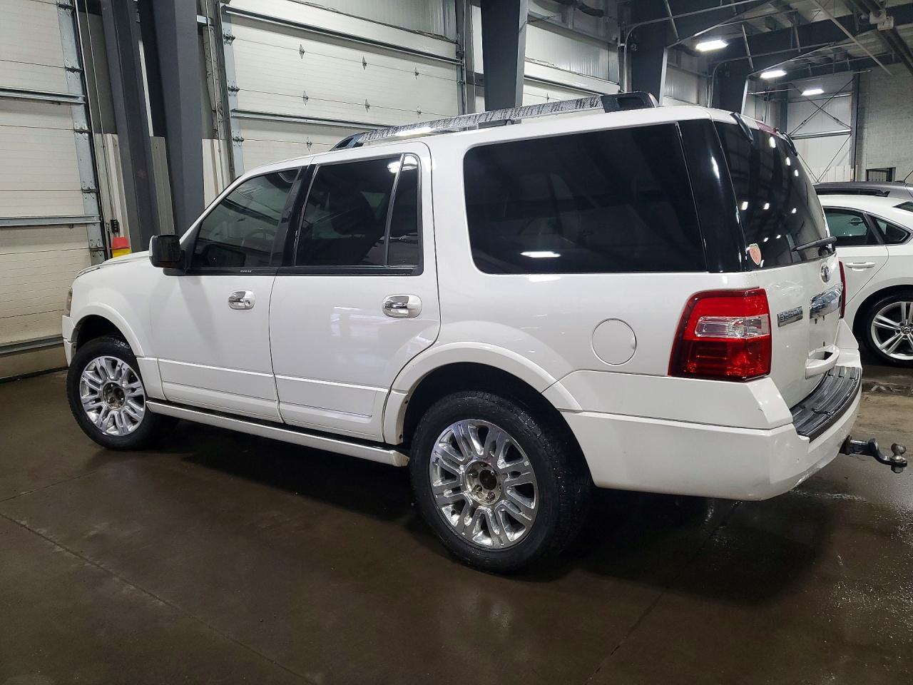 2011 Ford Expedition Limited - Фото 2