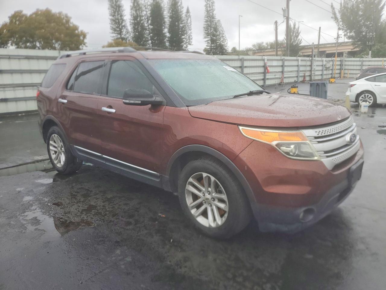 2015 Ford Explor Xlt - Image 4