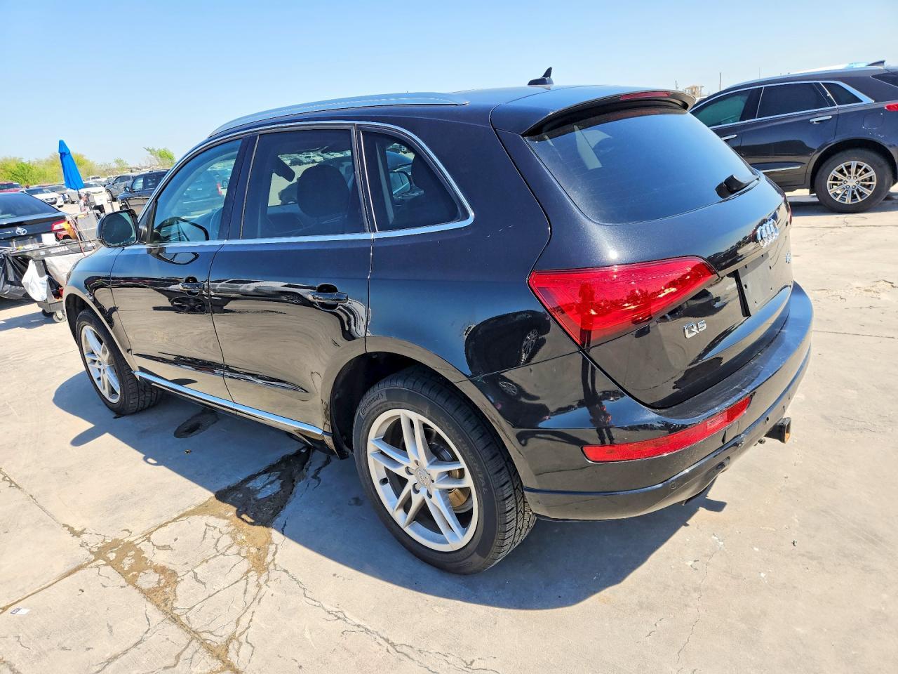 2013 Audi Q5 Premium Plus - Image 2