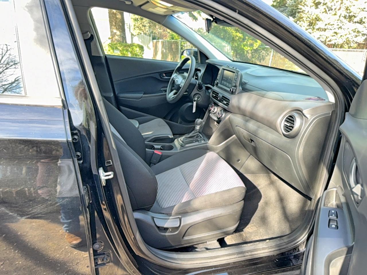 2021 Hyundai Kona Se - Фото 5