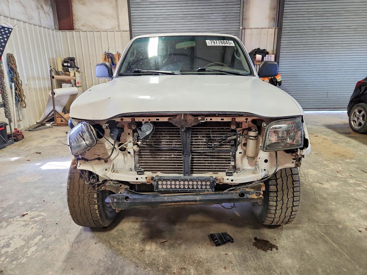 2003 Toyota Tacoma V6 - Image 5