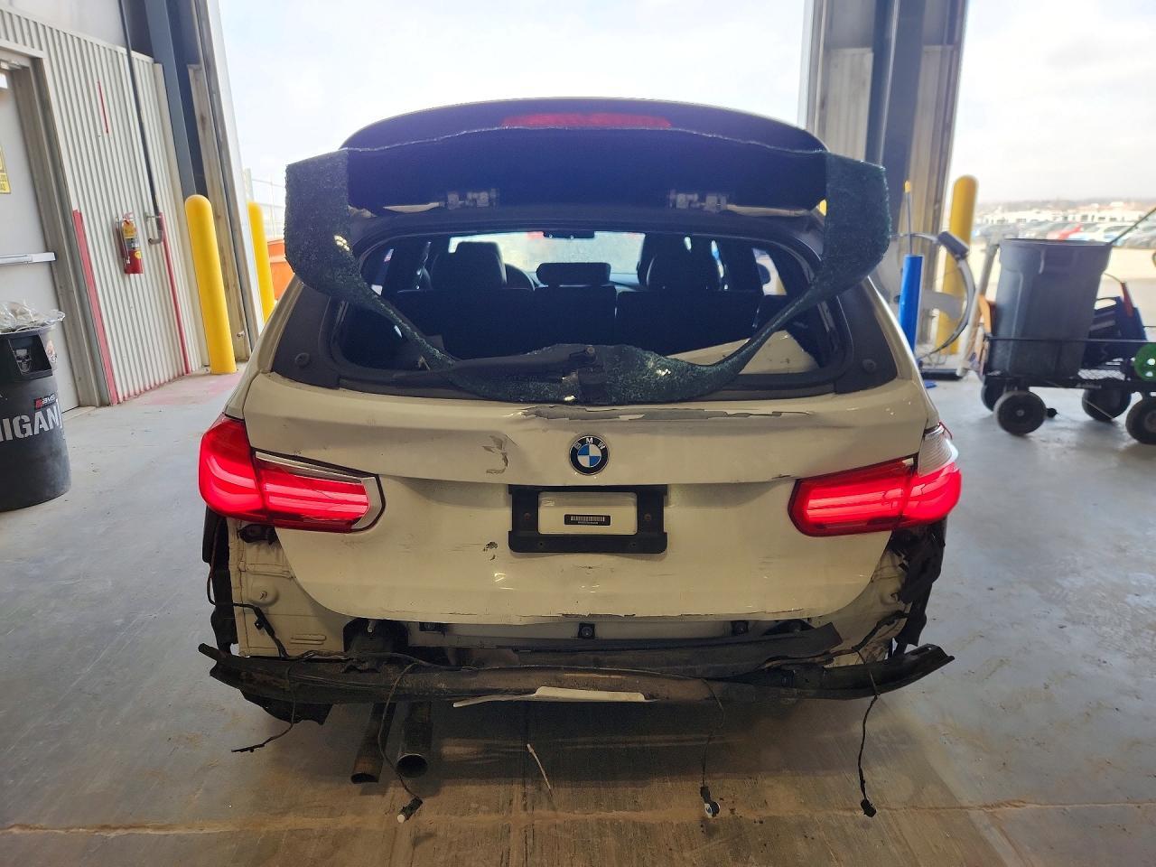 2017 BMW 330 Xi - Image 6