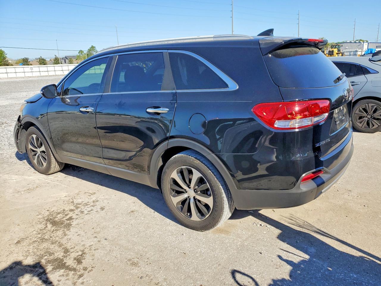2018 Kia Sorento Ex V6 - Image 2