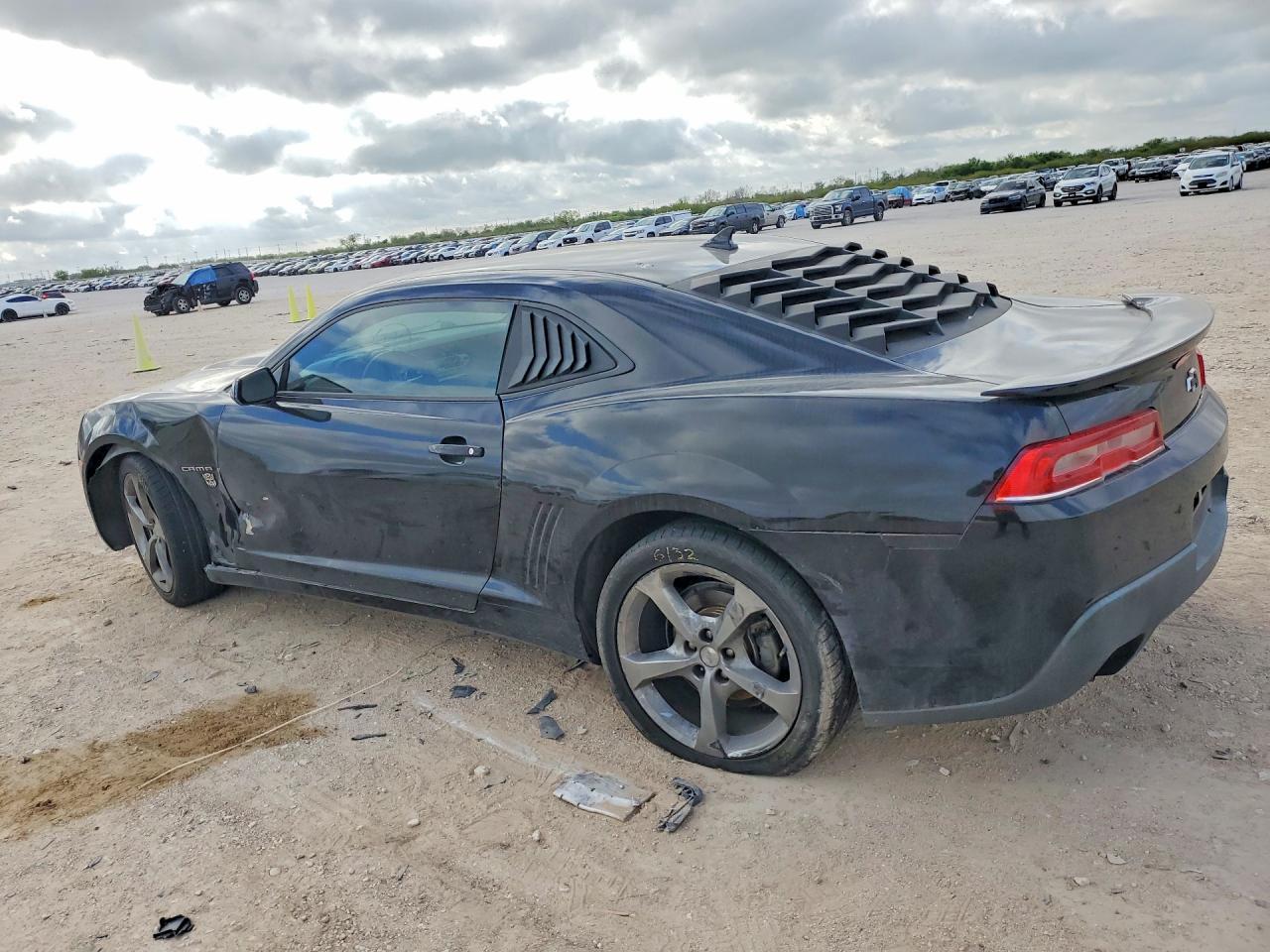 2014 Chevrolet Camaro Lt - Image 2