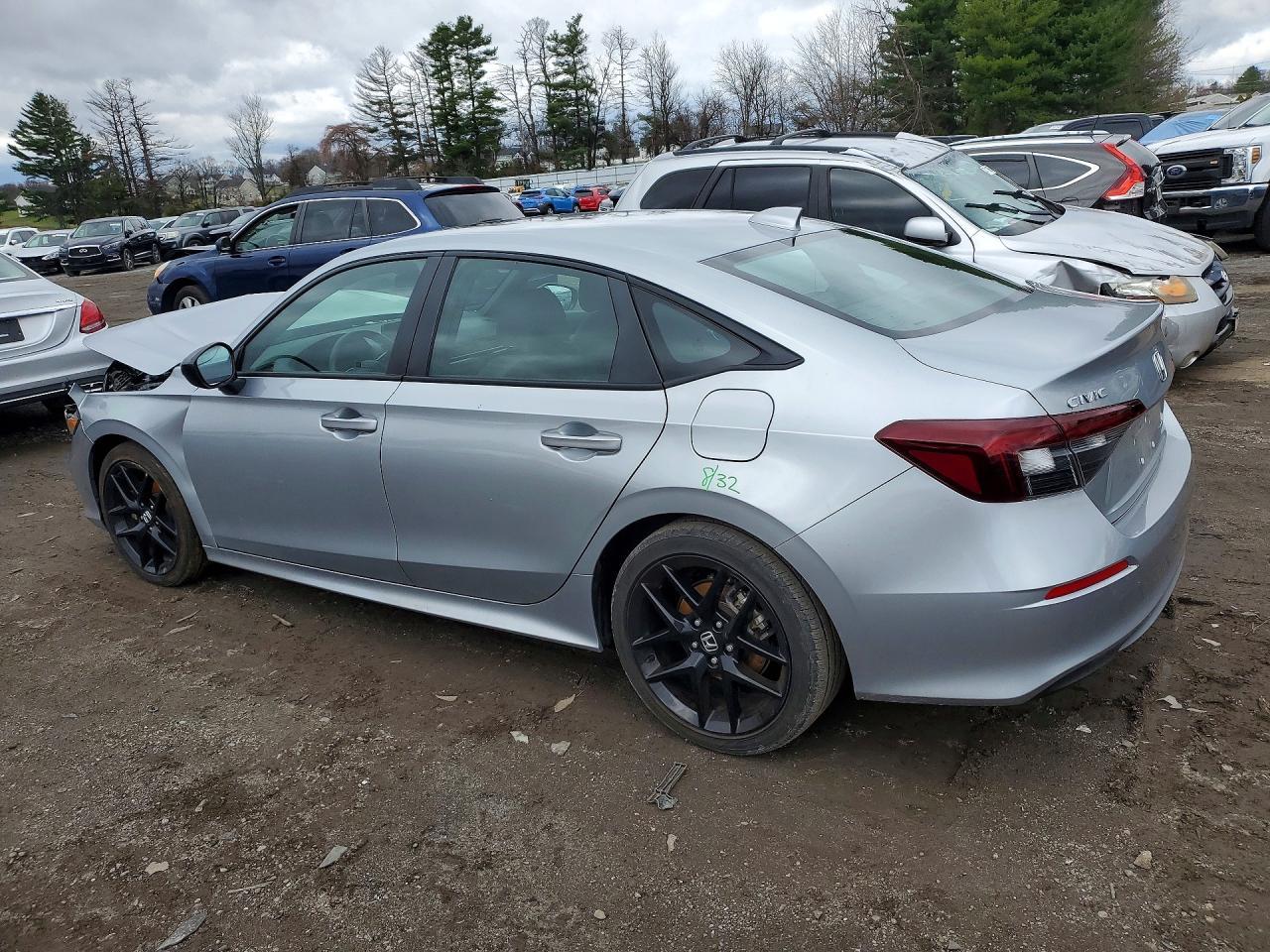 2025 Honda Civic Sport - Фото 2
