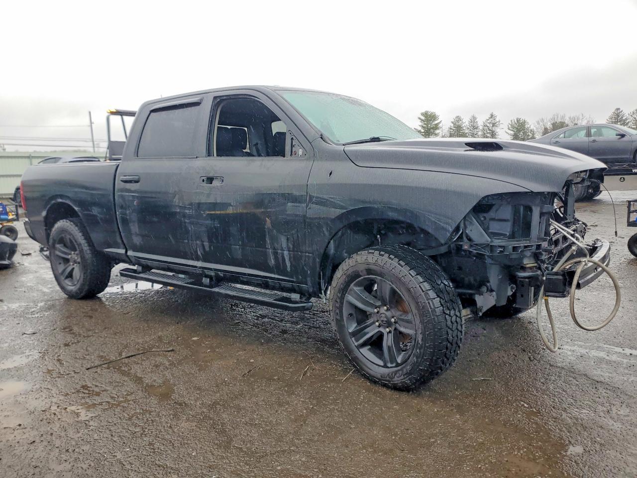2018 Ram 1500 Sport - Фото 4