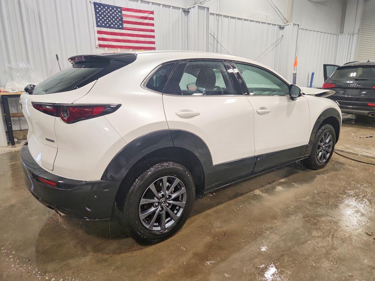 2025 Mazda Cx-30 - Фото 3