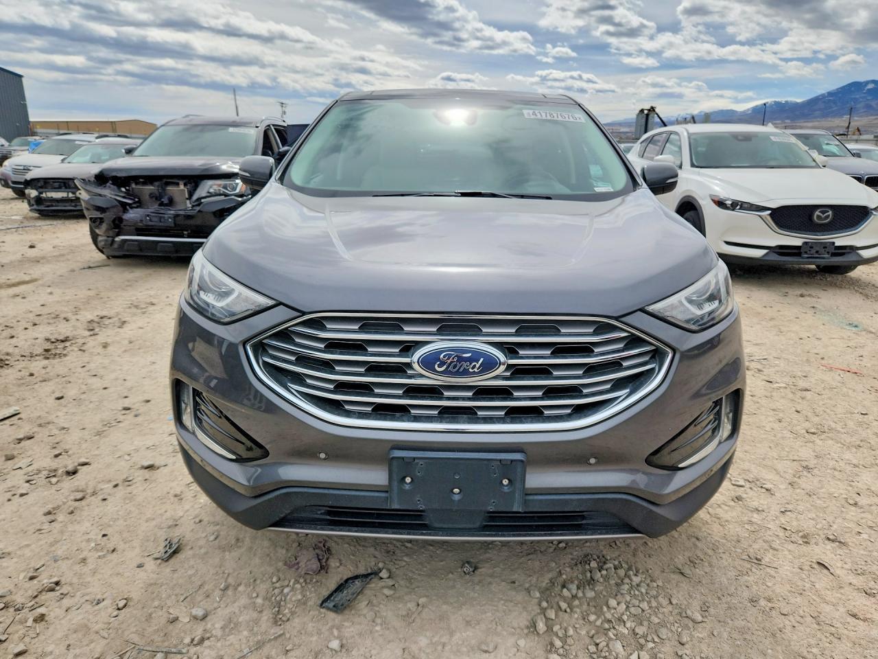 2021 Ford Edge Titanium - Фото 5