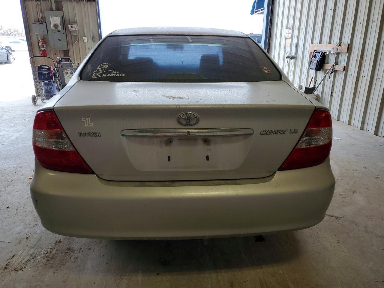 2002 Toyota Camry - Image 6