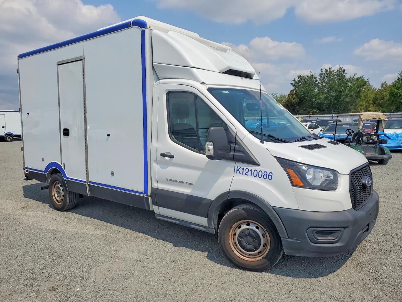2021 Ford Transit Delivery Truck - Image 4