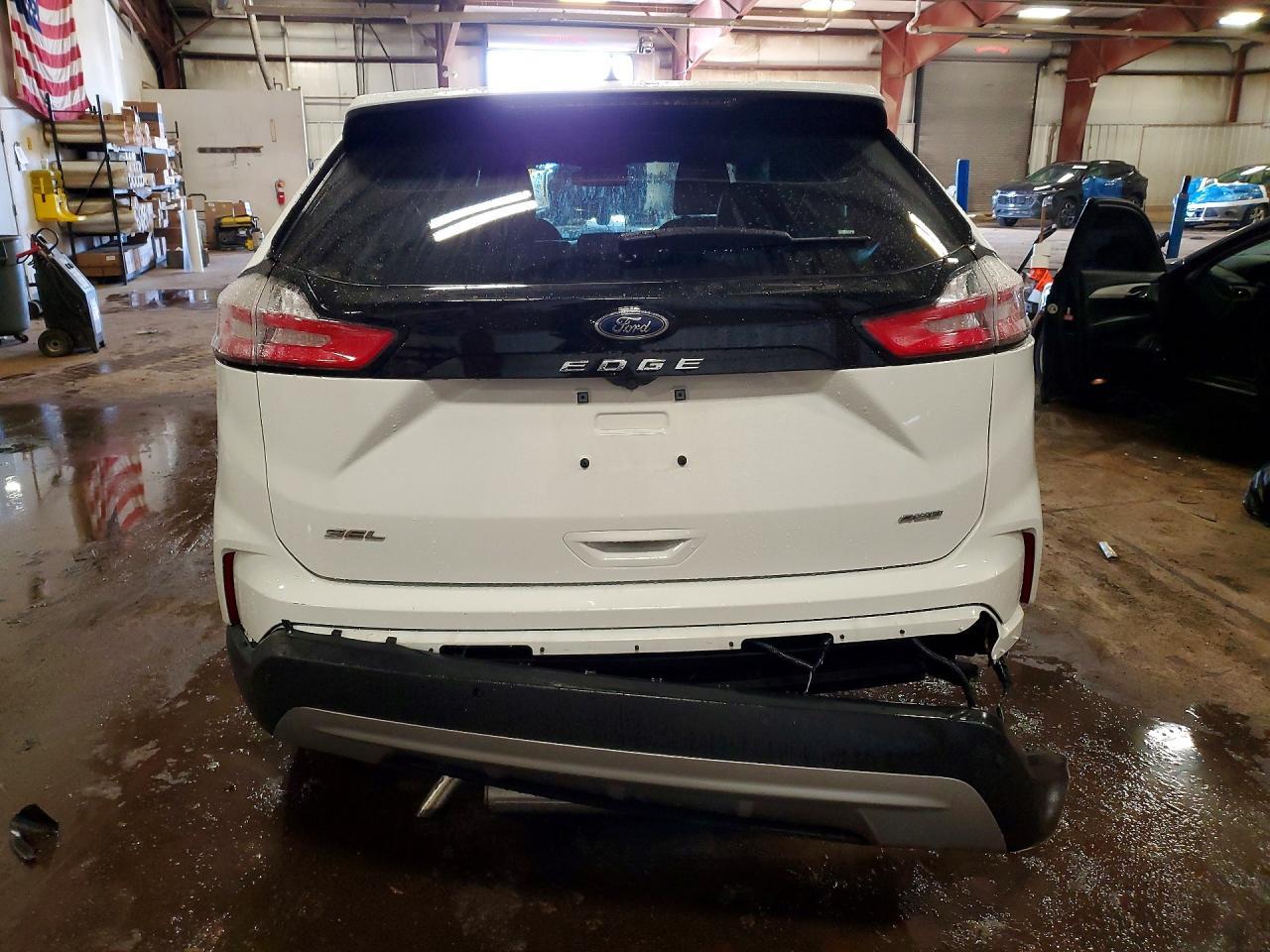 2022 Ford Edge Sel - Image 6