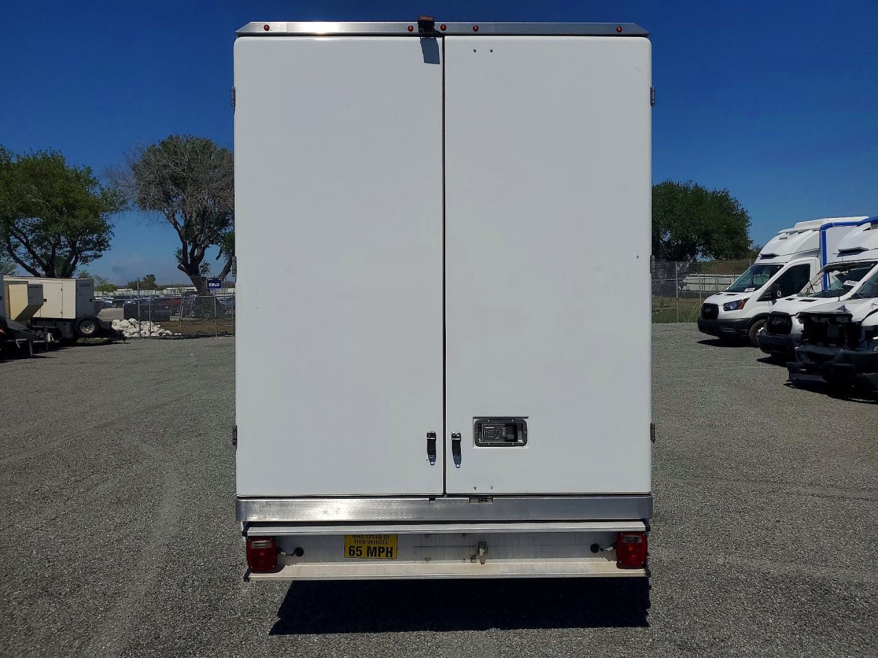 2020 Ford Transit Delivery Truck - Image 6