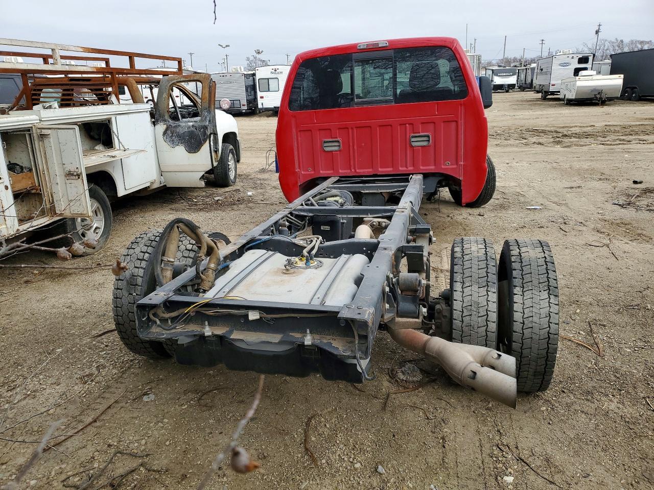 2013 Ford F550 Super Duty Truck Cab And Chassis - Image 6