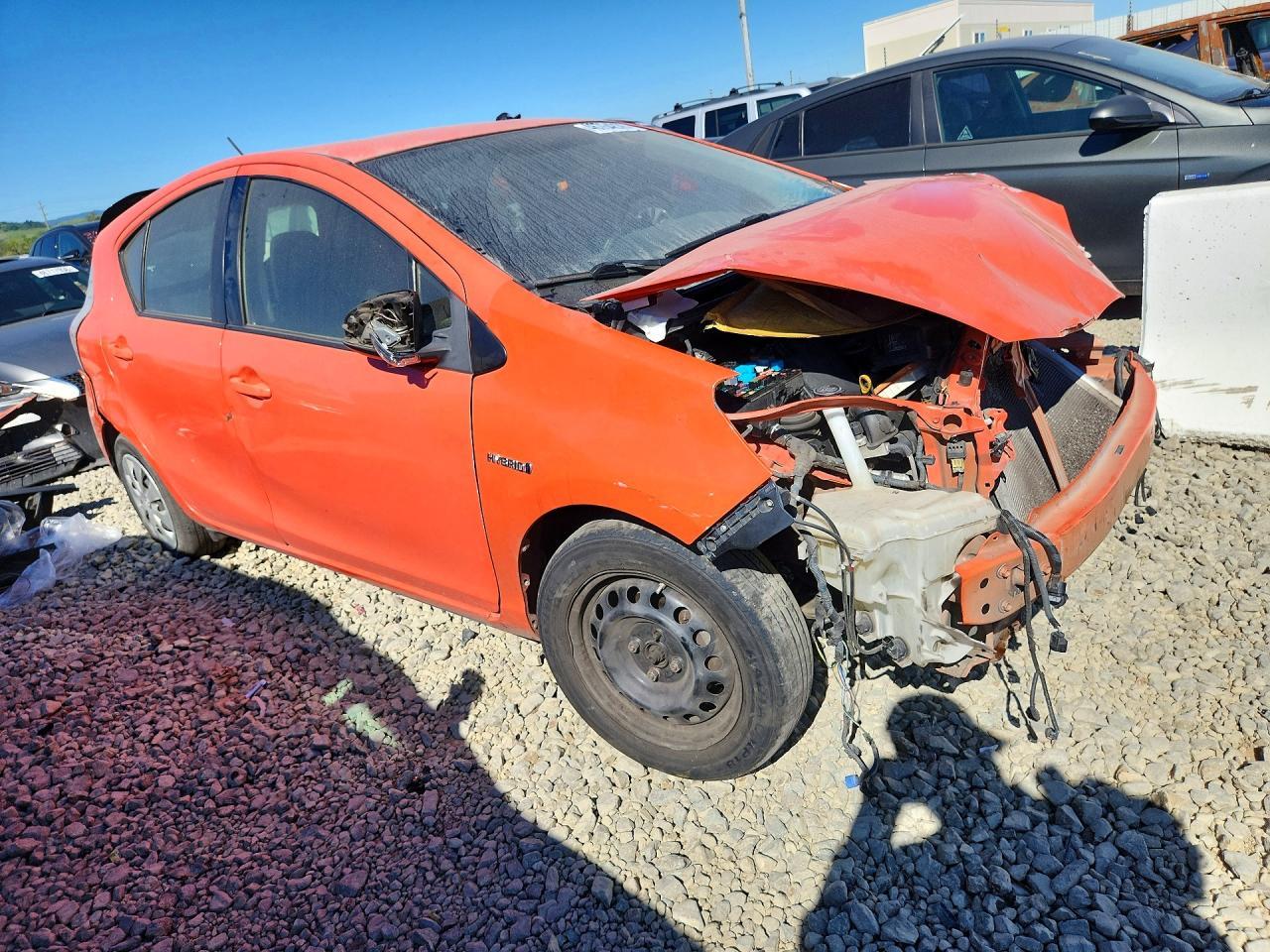 2014 Toyota Prius C Two - Image 4