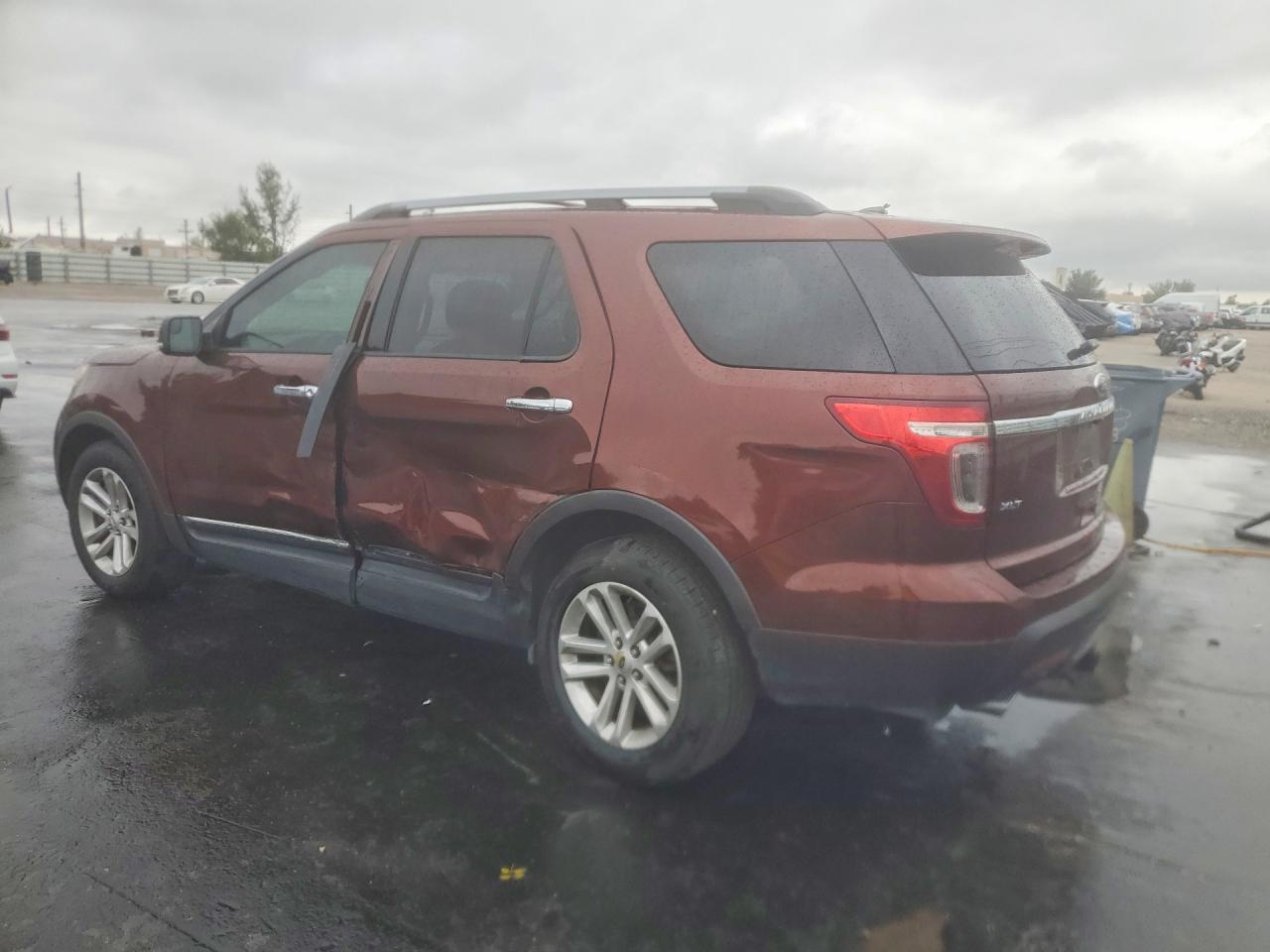 2015 Ford Explor Xlt - Image 2