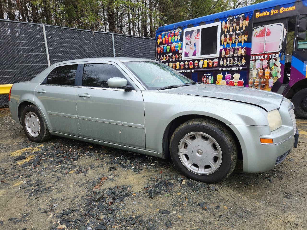 2005 Chrysler 300 Touring - Фото 4