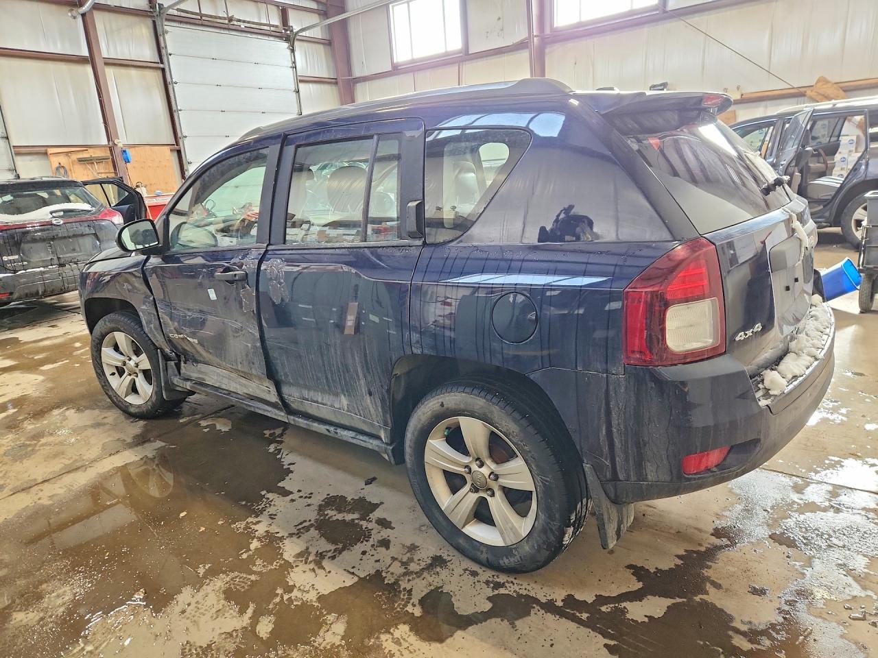 2014 Jeep Compass Sport - Фото 2