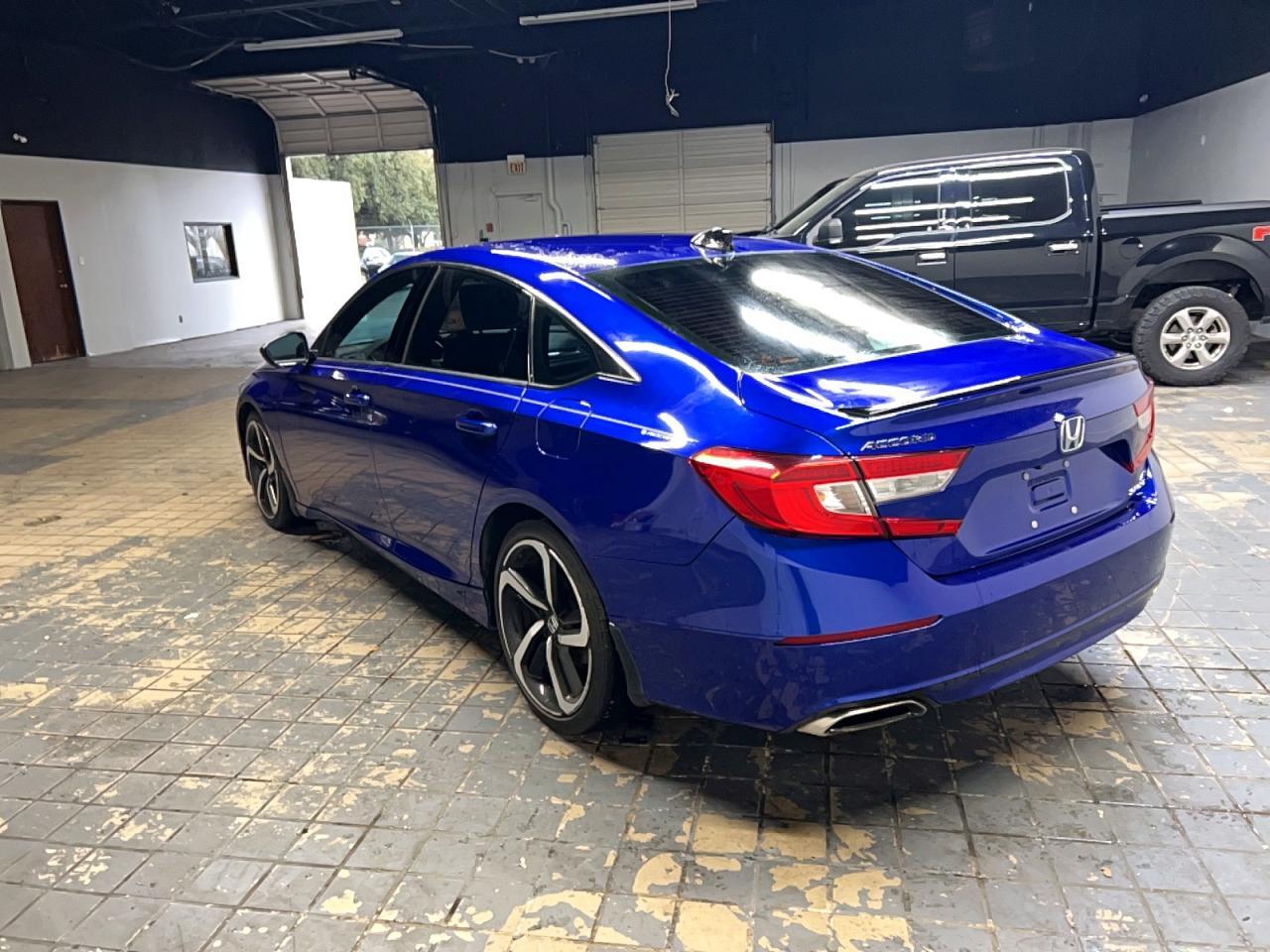 2022 Honda Accord Sport - Image 3