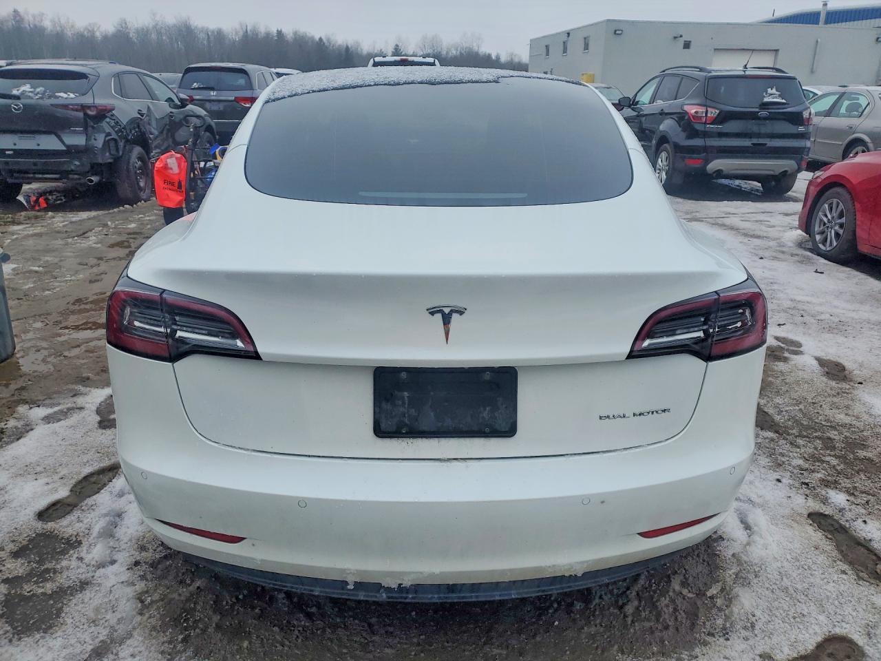 2022 Tesla Model 3 - Image 6