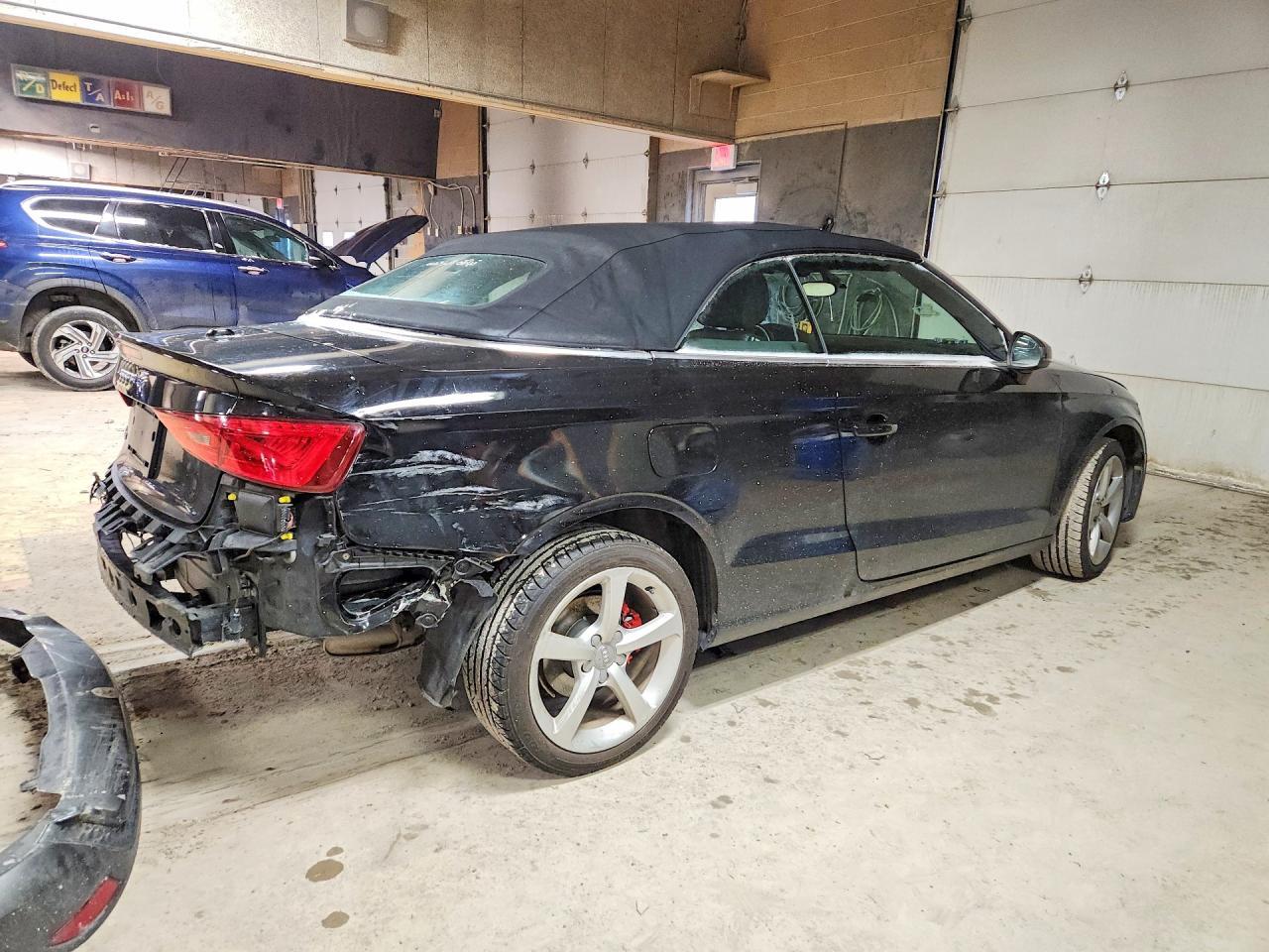 2015 Audi A3 Premium - Фото 3