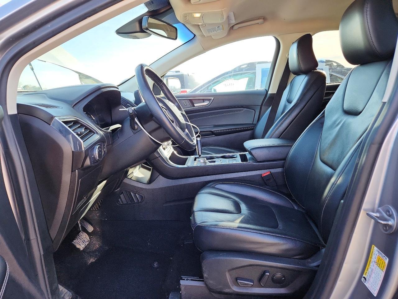 2022 Ford Edge Titanium - Фото 7