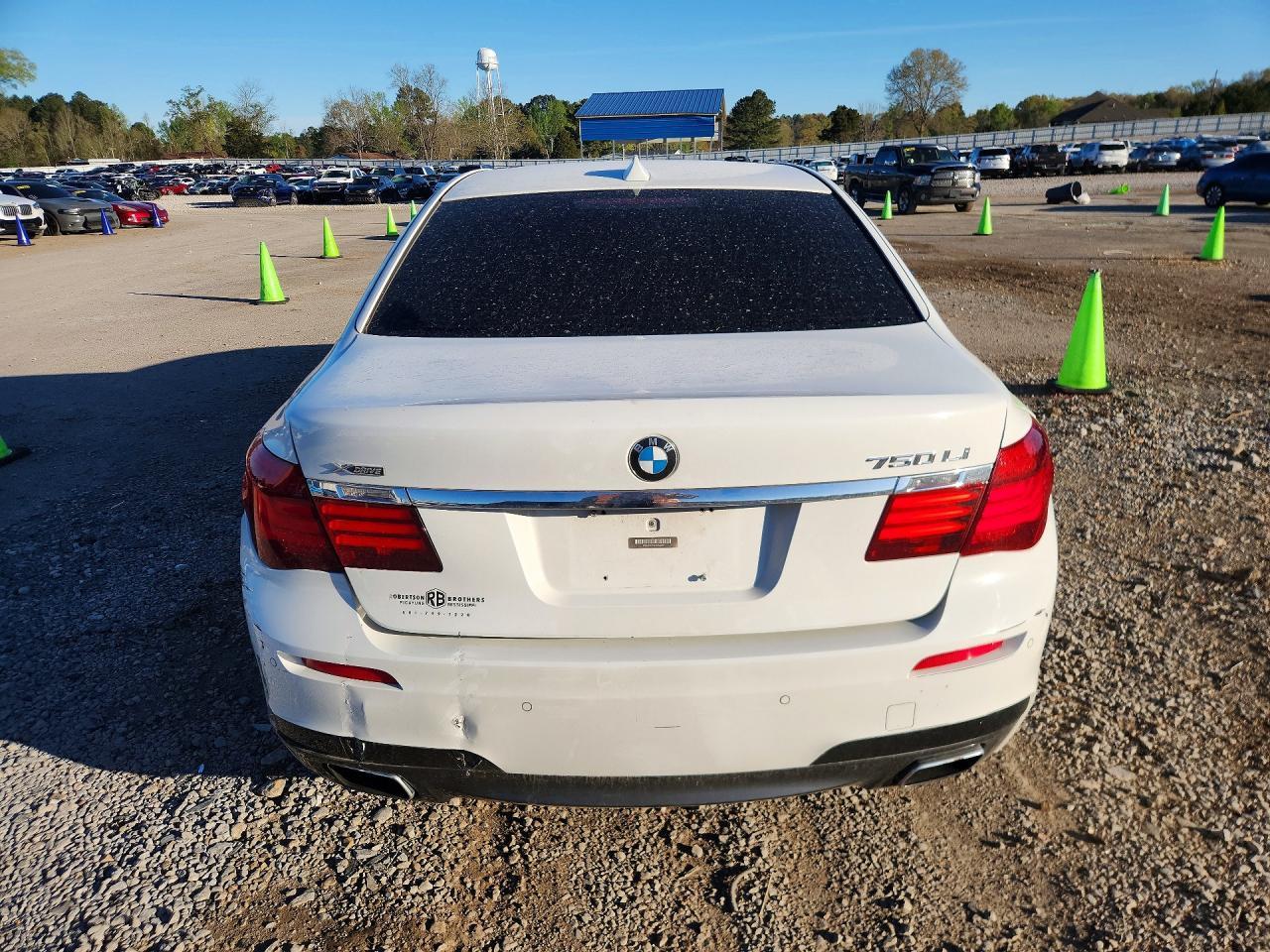 2015 BMW 750 Lxi - Фото 6