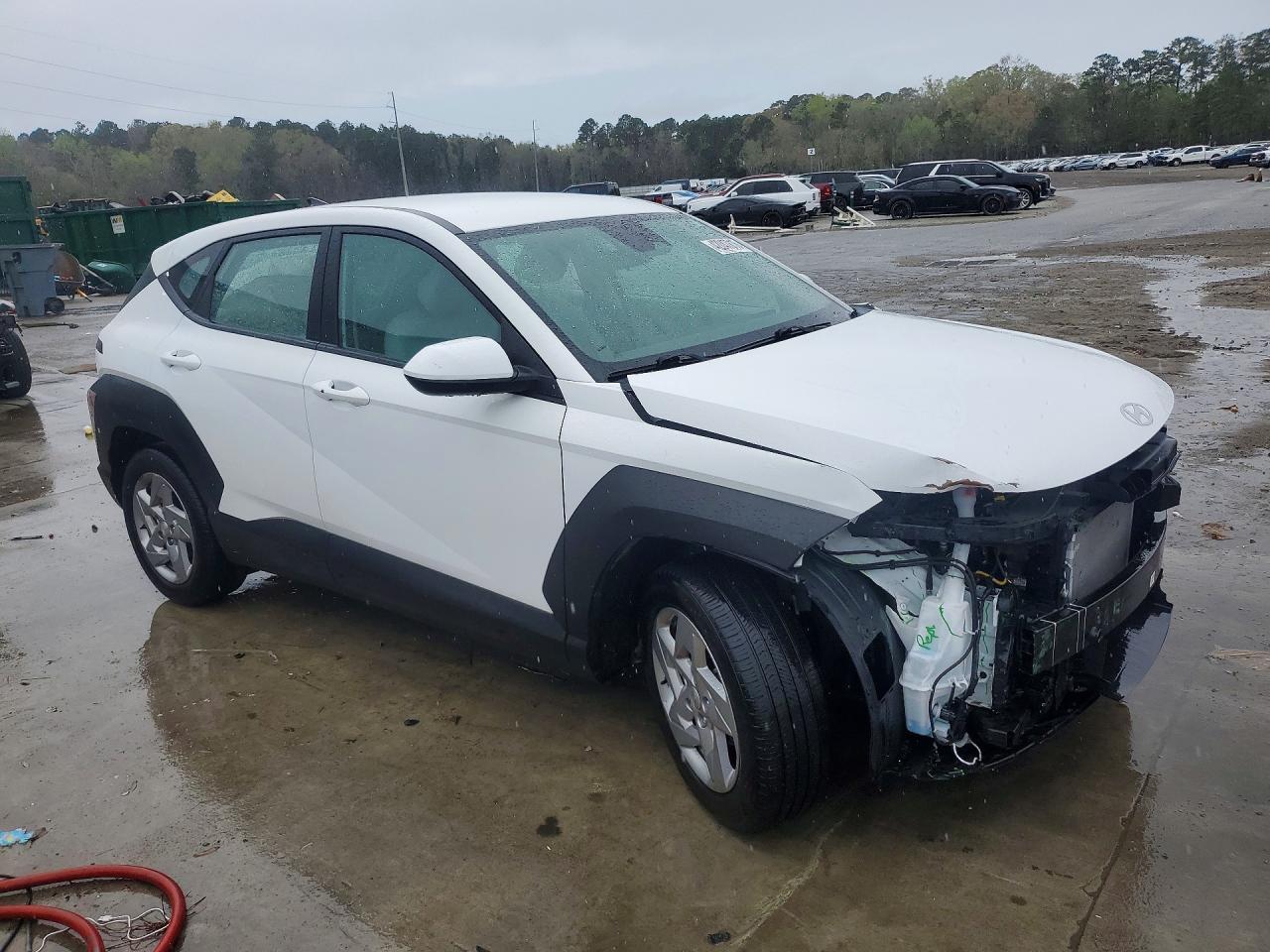 2024 Hyundai Kona Se - Image 4