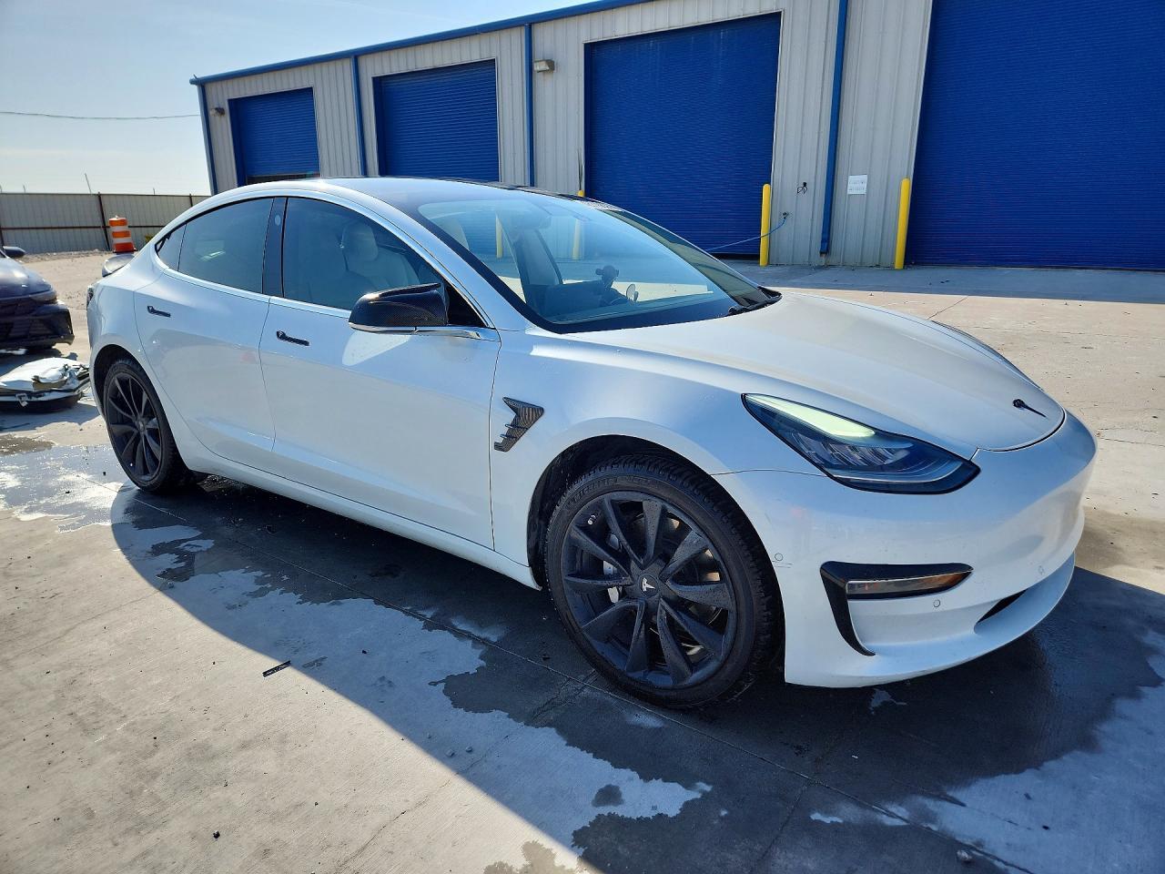 2020 Tesla Model 3 - Фото 4