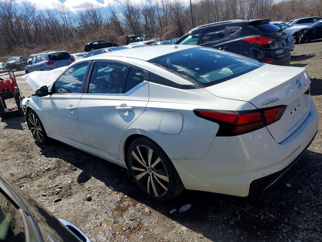 2020 Nissan Altima 2.5 Sr - Фото 2