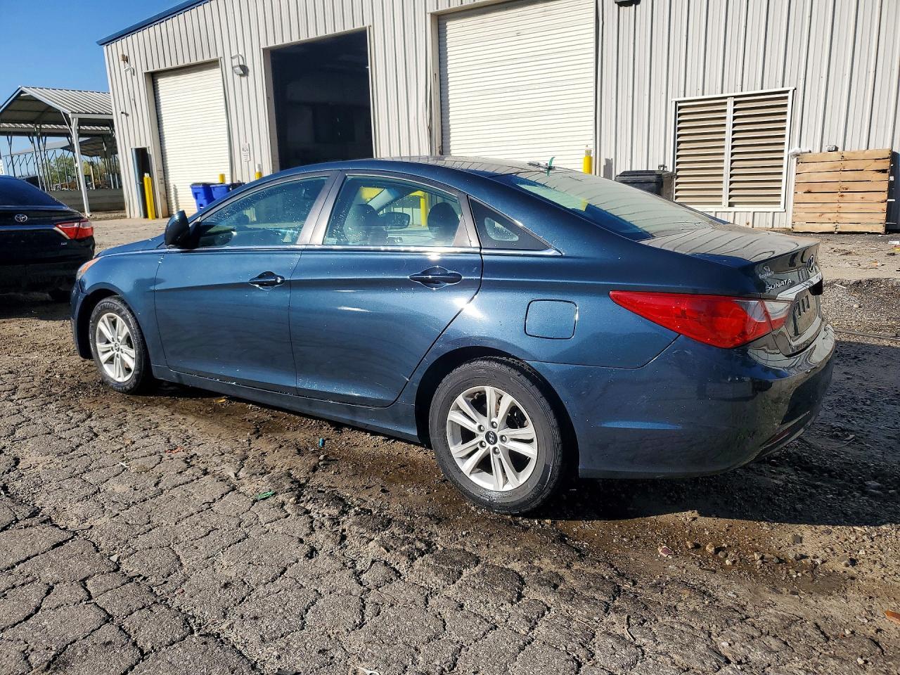 2013 Hyundai Sonata Gls - Фото 2