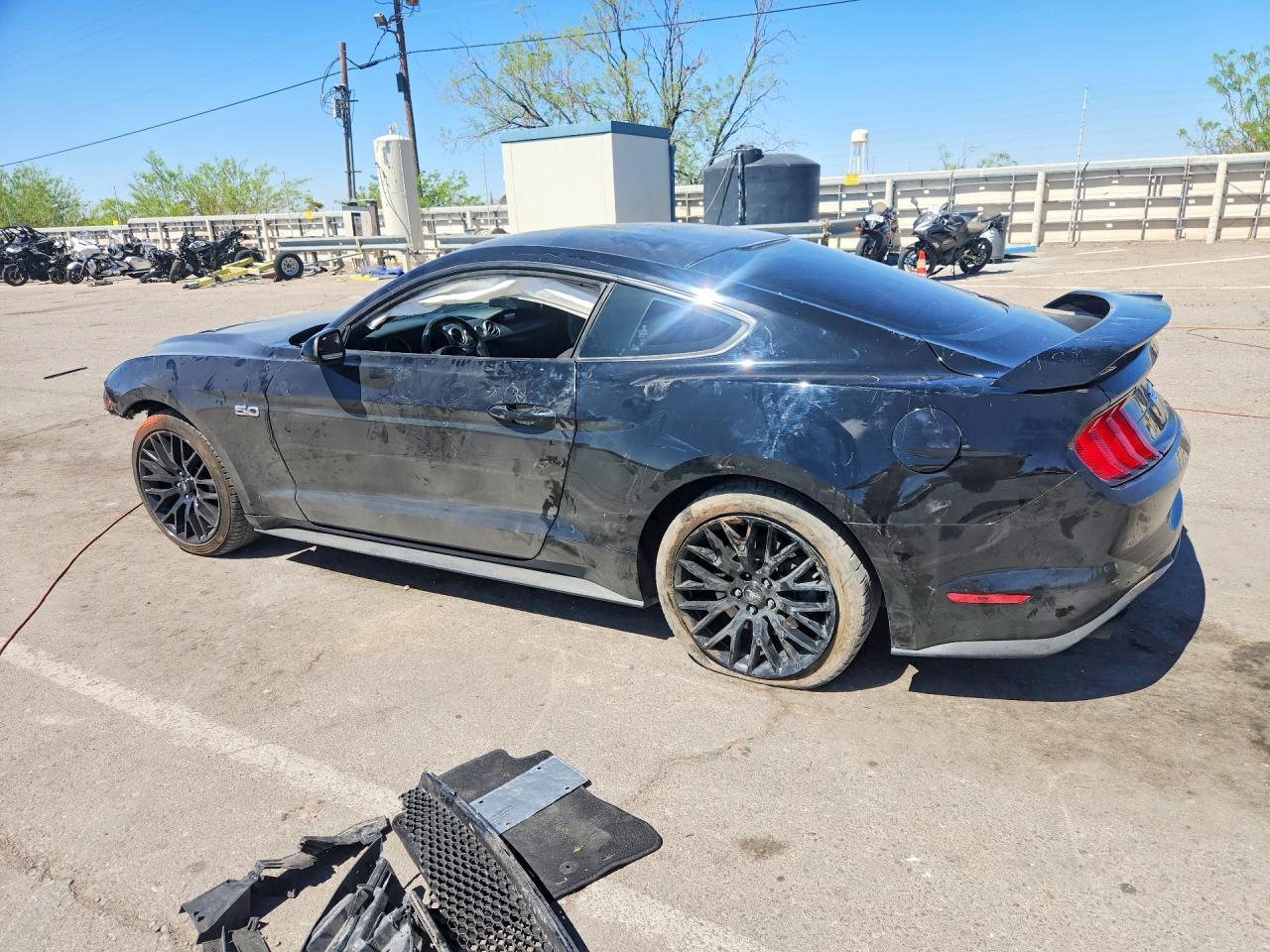 2018 Ford Mustang Gt - Фото 2