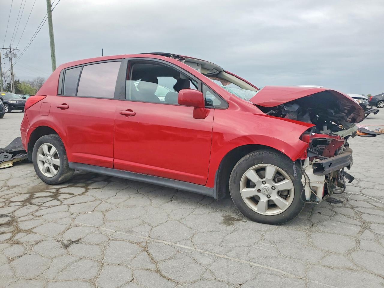 2012 Nissan Versa 1.8 S - Image 4