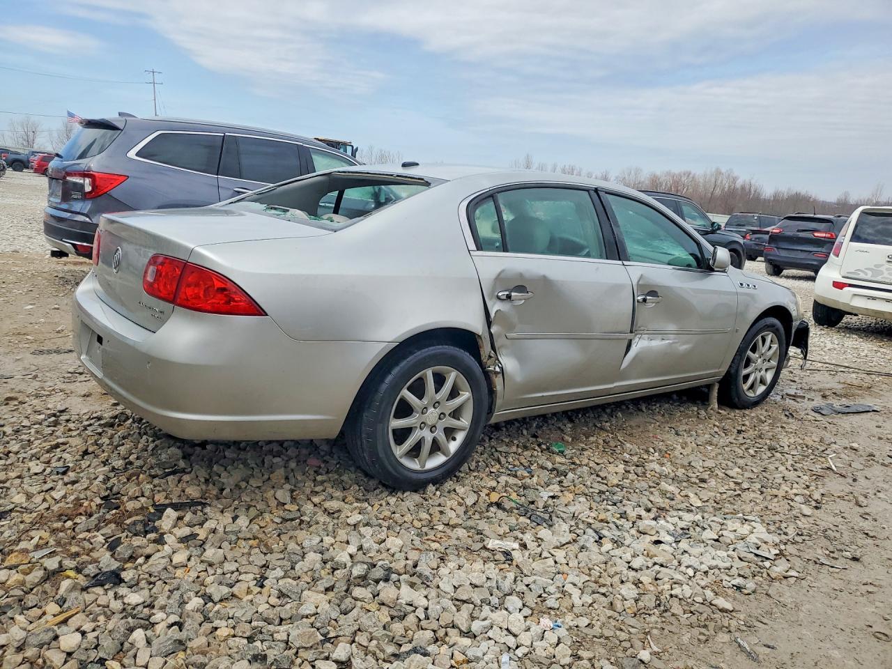 2008 Buick Lucerne Cxl - Image 3