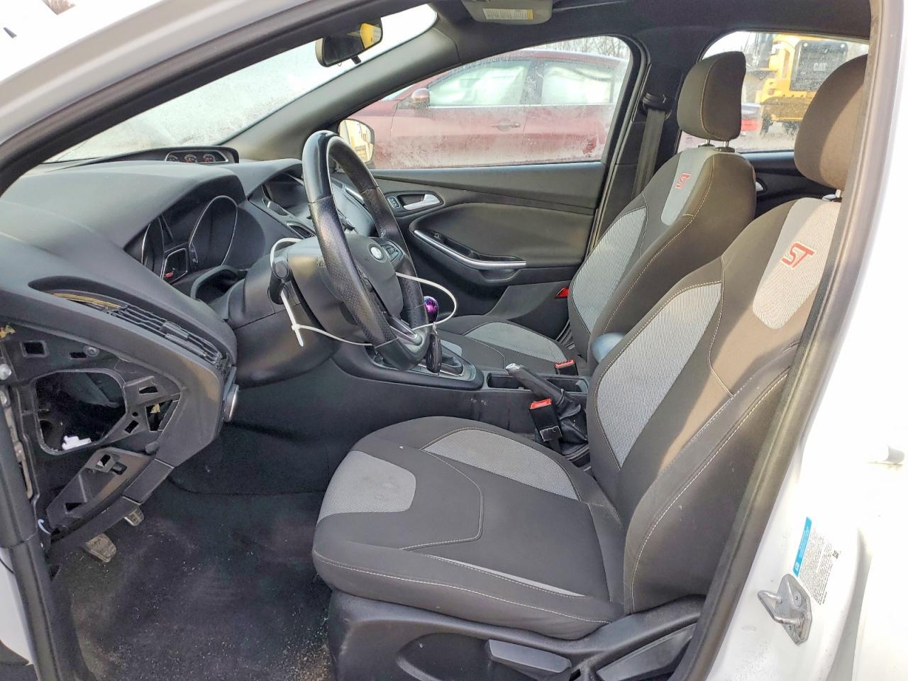 2017 Ford Focus St - Image 7