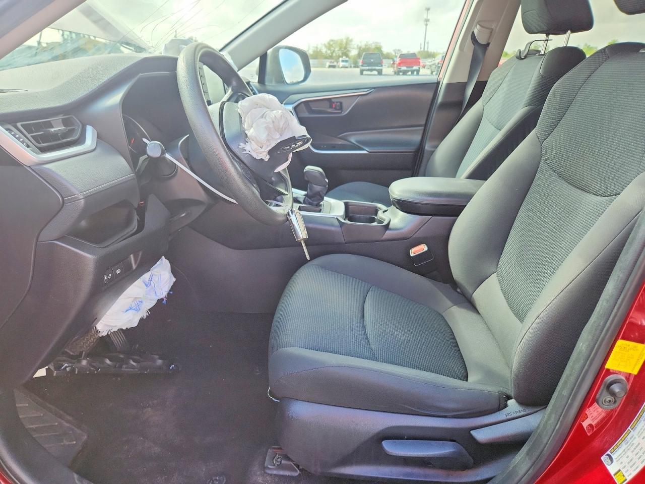 2021 Toyota Rav4 Le - Фото 7