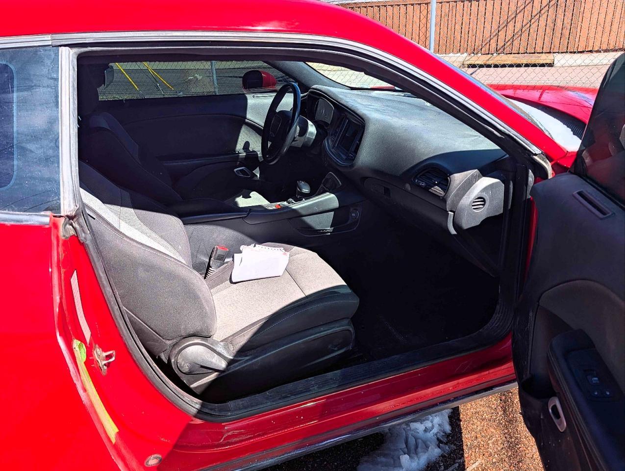 2015 Dodge Challenger Sxt - Image 5