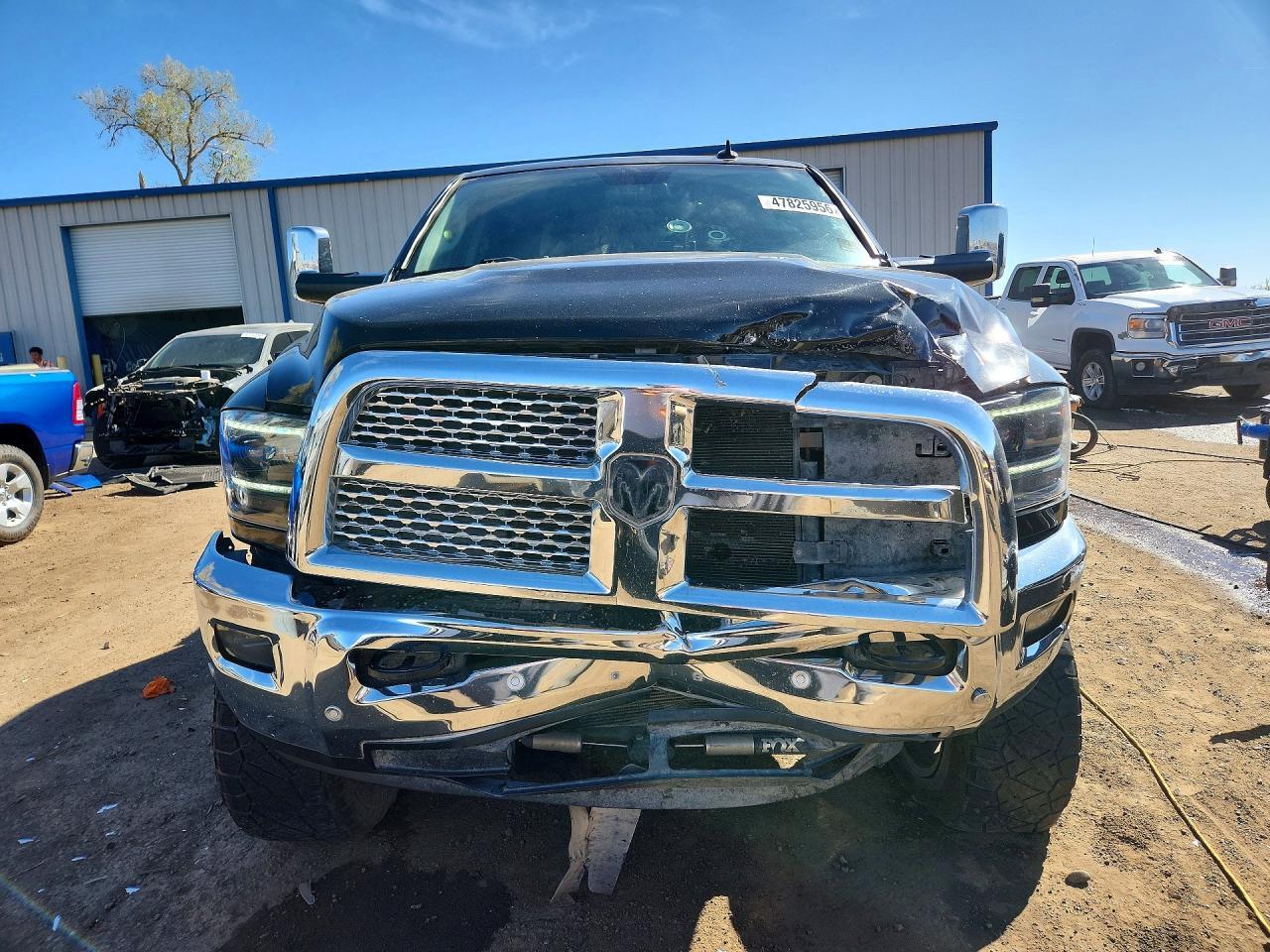 2018 Ram 2500 Laramie - Image 5