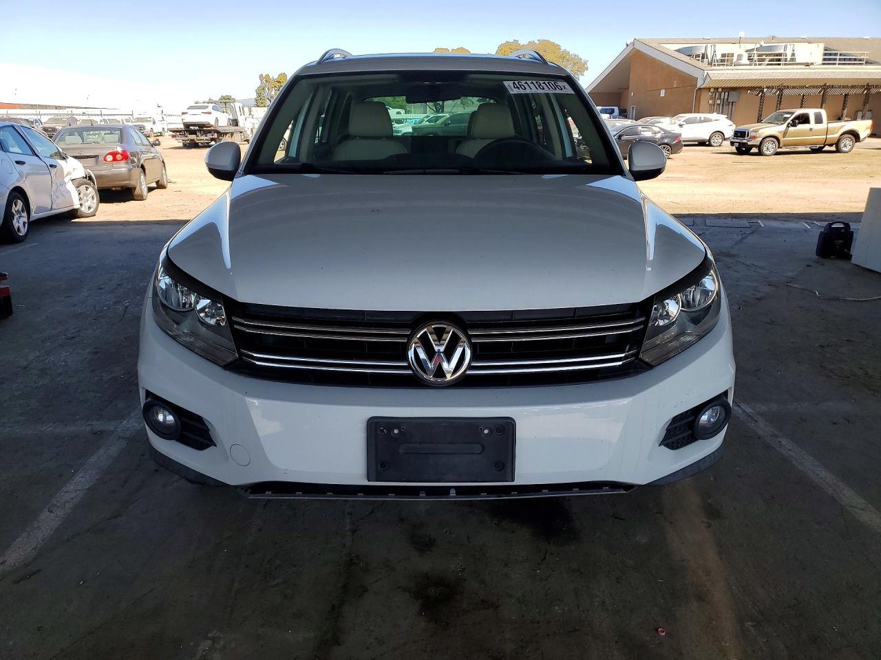 2015 Volkswagen Tiguan S - Фото 5