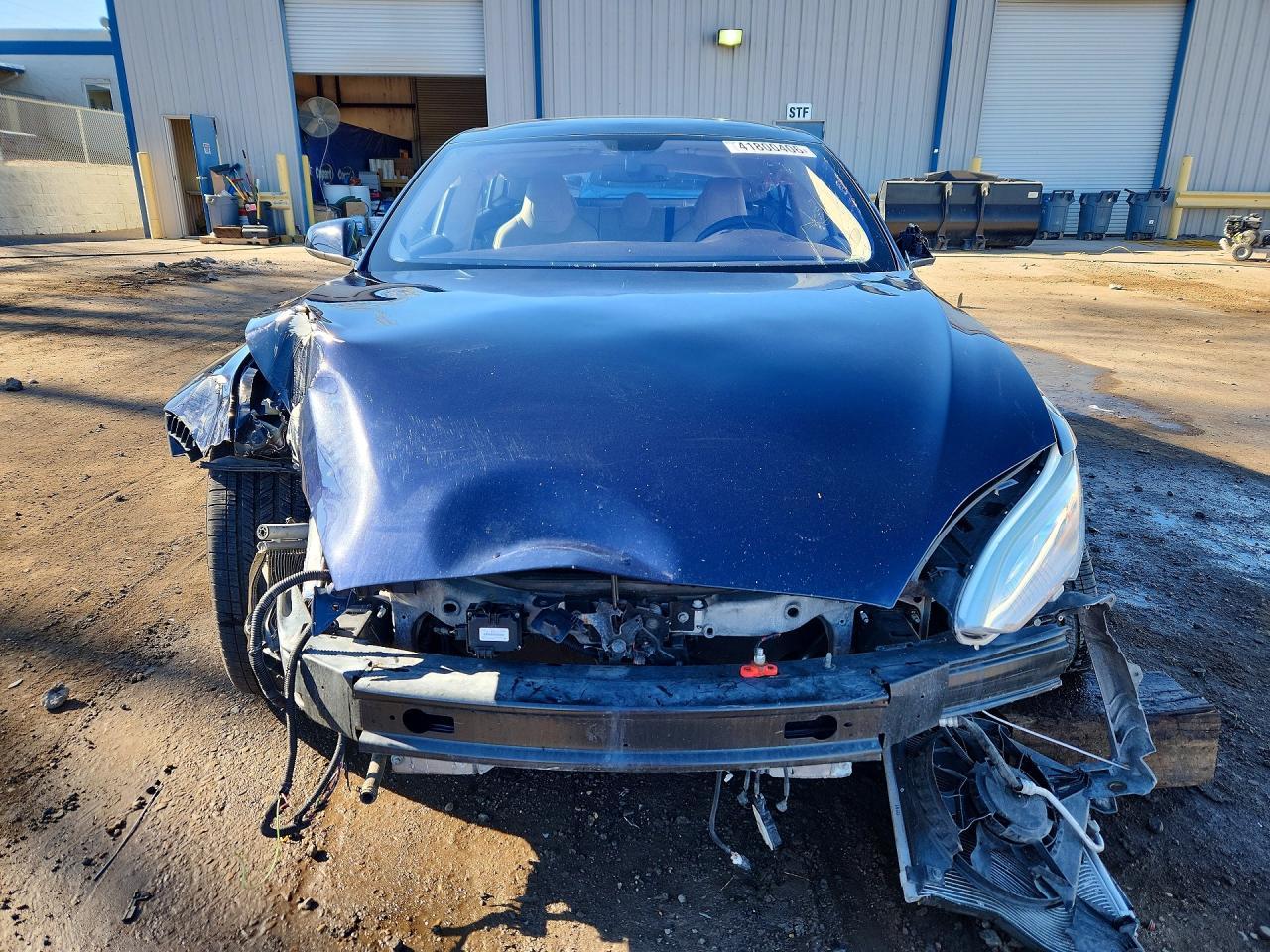 2013 Tesla Model S - Image 5