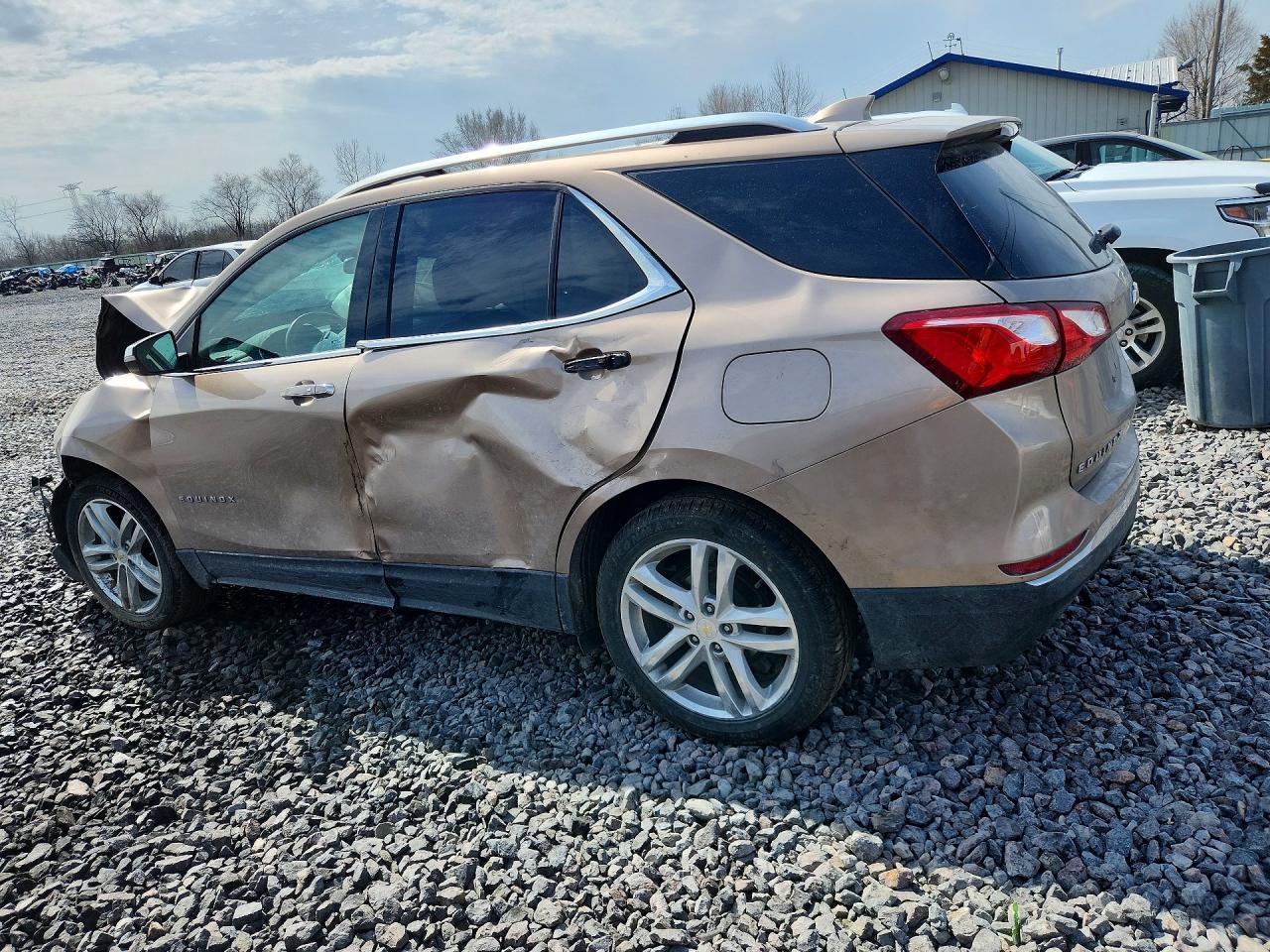 2019 Chevrolet Equinox Premier - Фото 2