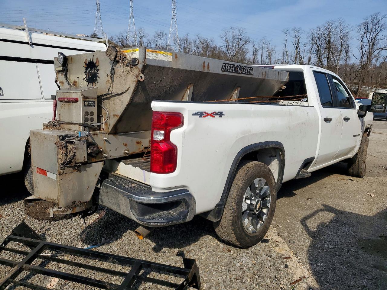 2021 Chevrolet Silverado K2500 Heavy Duty - Фото 3