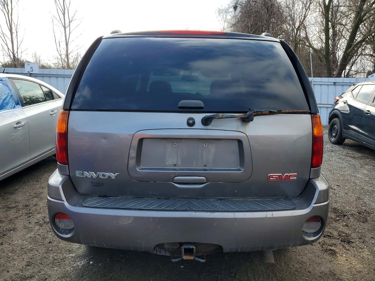 2005 GMC Envoy - Фото 6