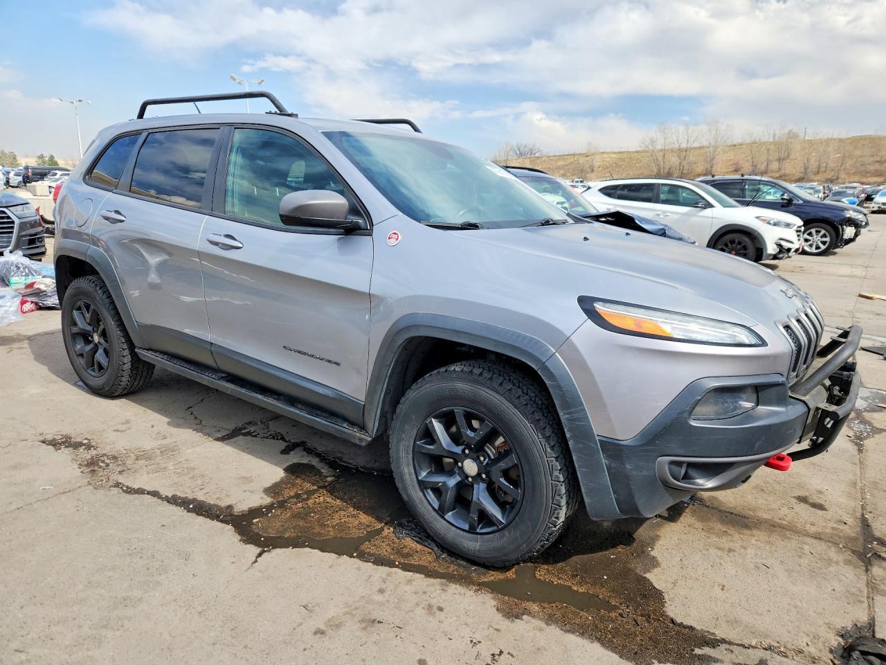 2014 Jeep Cherokee Trailhawk - Image 4