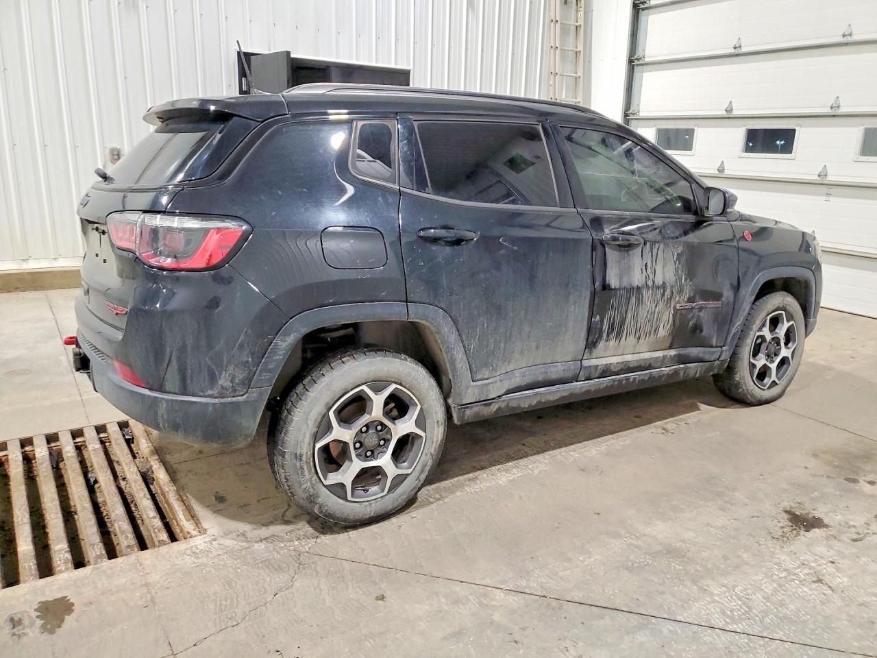 2022 Jeep Compass Trailhawk - Фото 3