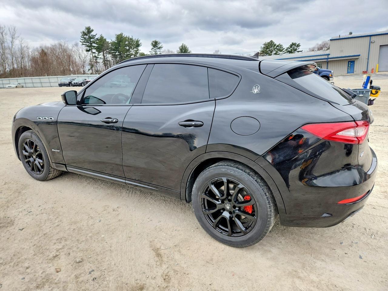 2017 Maserati Levante Luxury - Фото 2