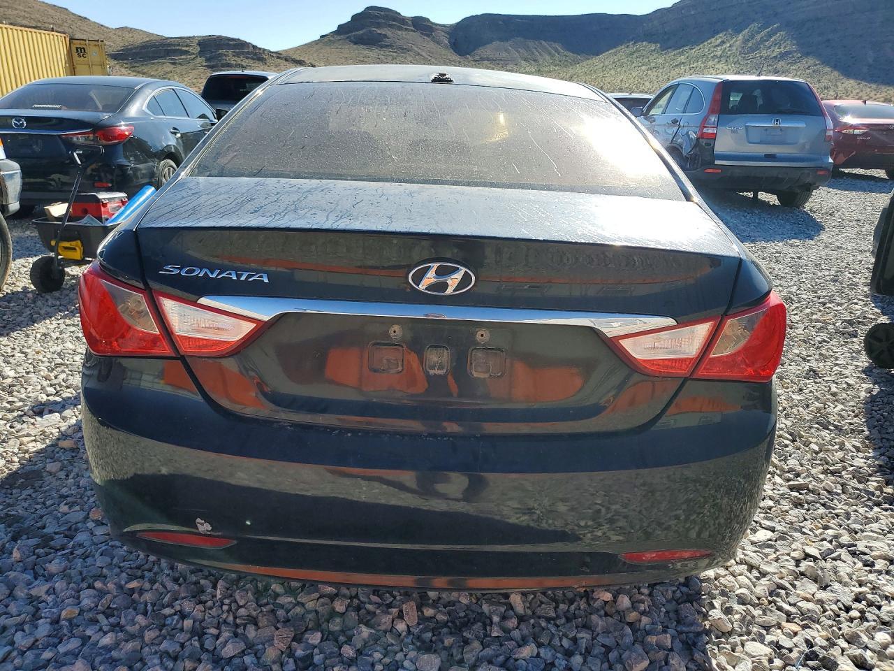 2012 Hyundai Sonata Gls - Image 6