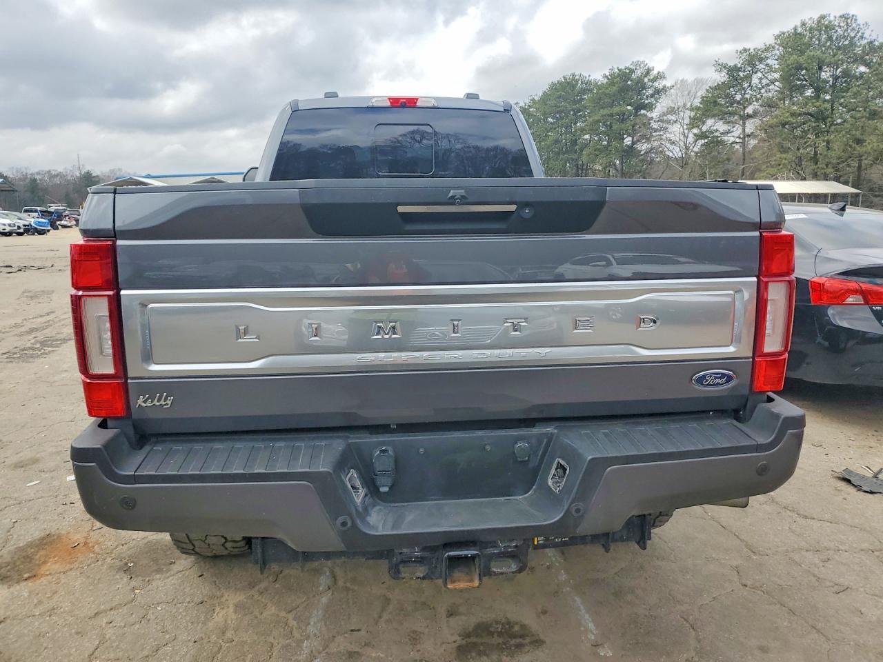 2022 Ford F350 Super Duty - Фото 6