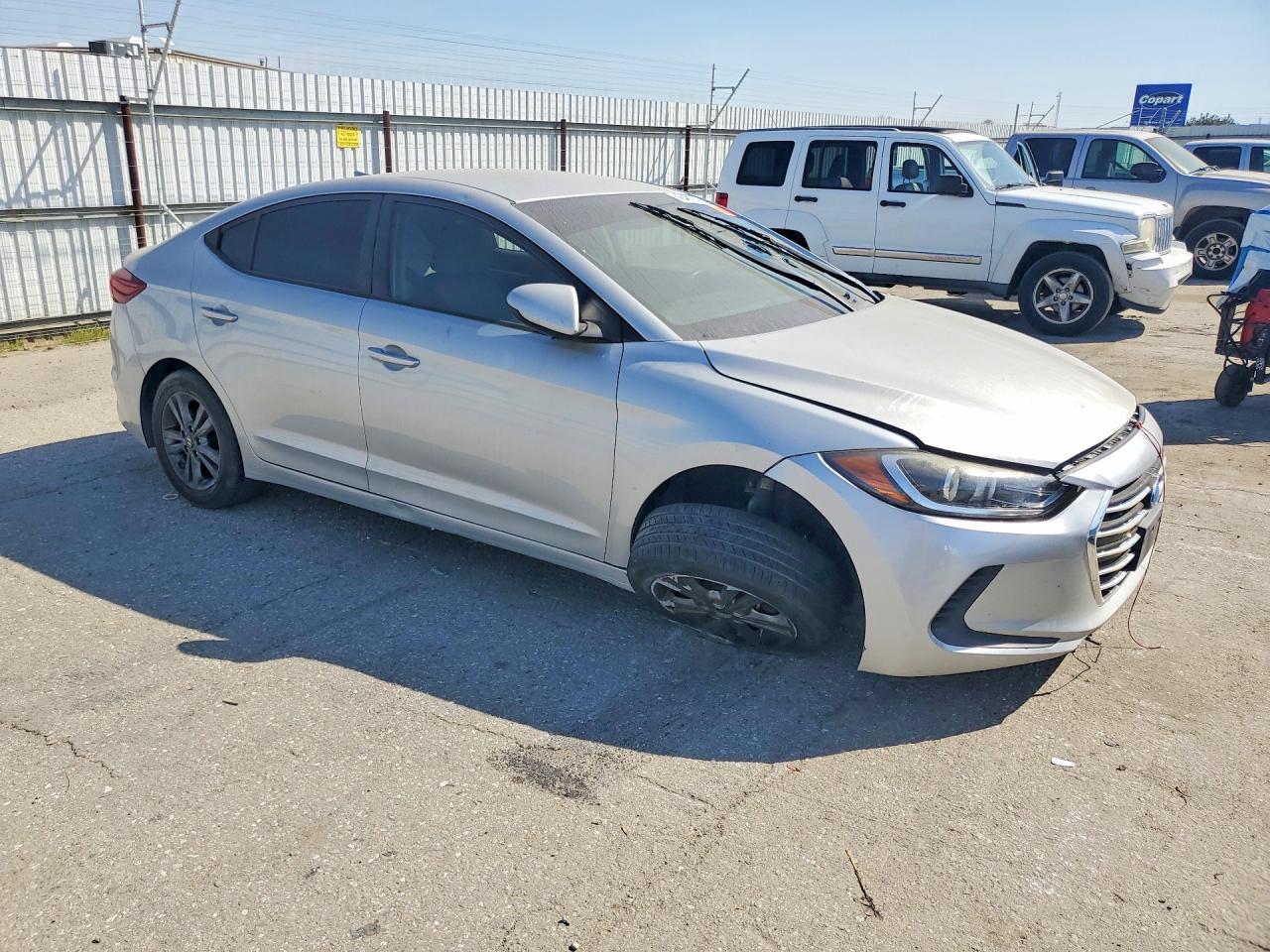2018 Hyundai Elantra Sel - Image 4