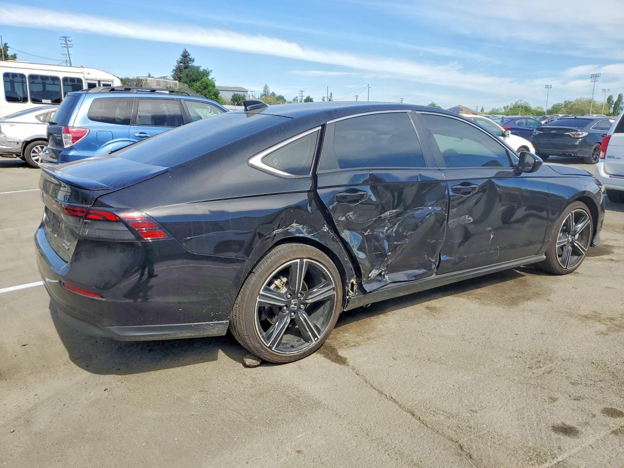 2023 Honda Accord Hybrid Sport - Фото 3
